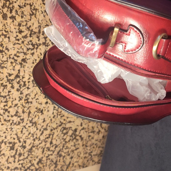 Diophy Red Backpack with Clock Design - Picture 4 of 8